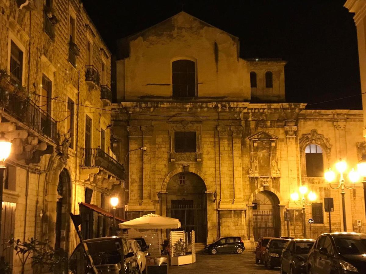 CastelDuomo Dimore Deluxe Barletta Esterno foto